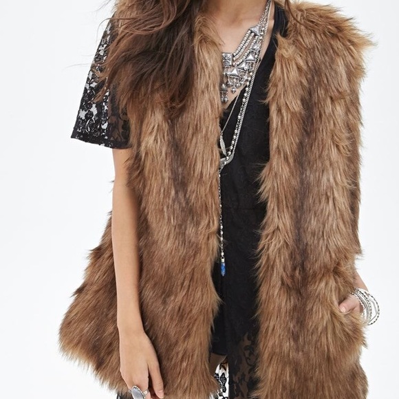 Forever 21 Jackets & Blazers - Dark brown faux fur vest 👄